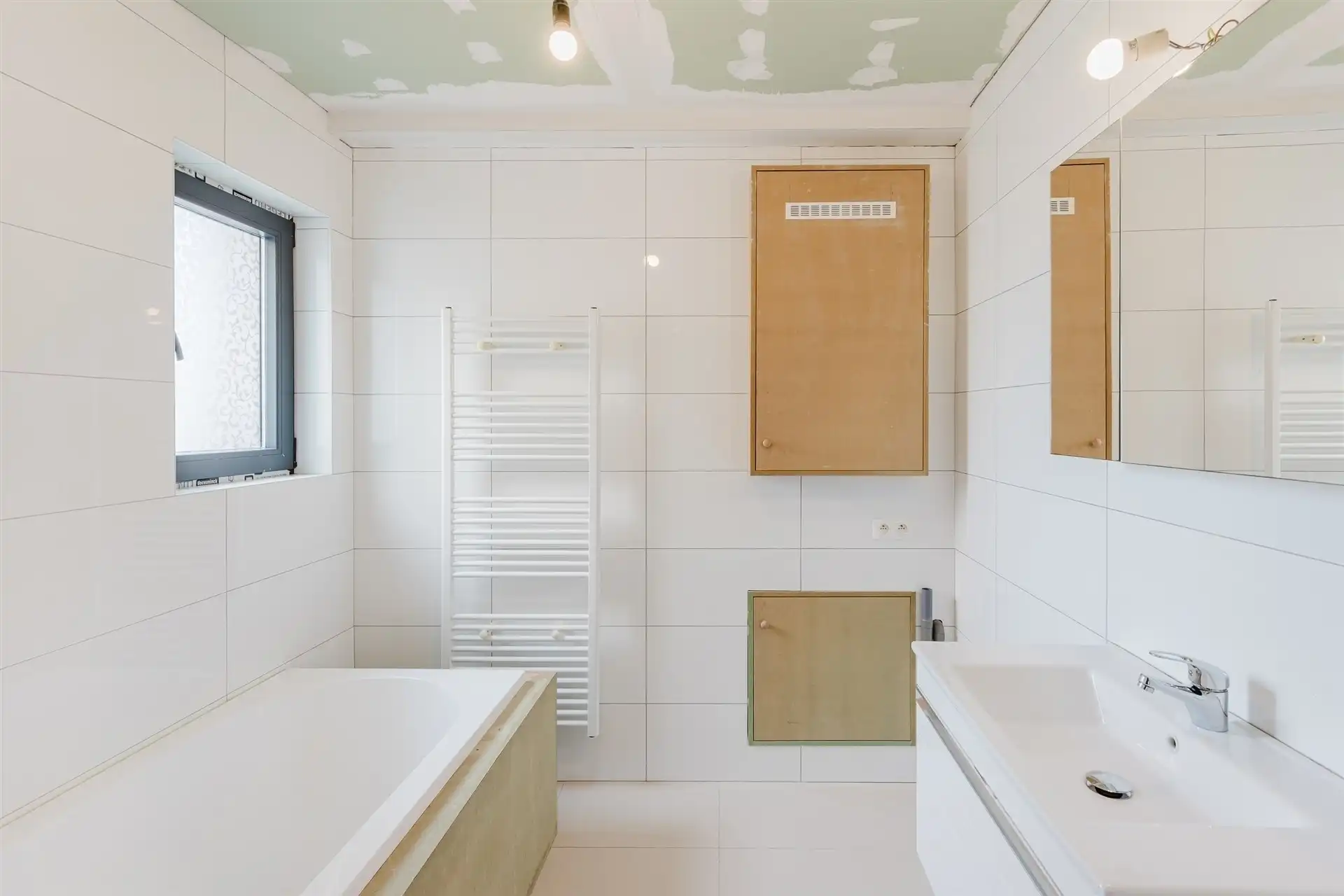 Building met 5 entiteiten en casco handelsruimte foto 19