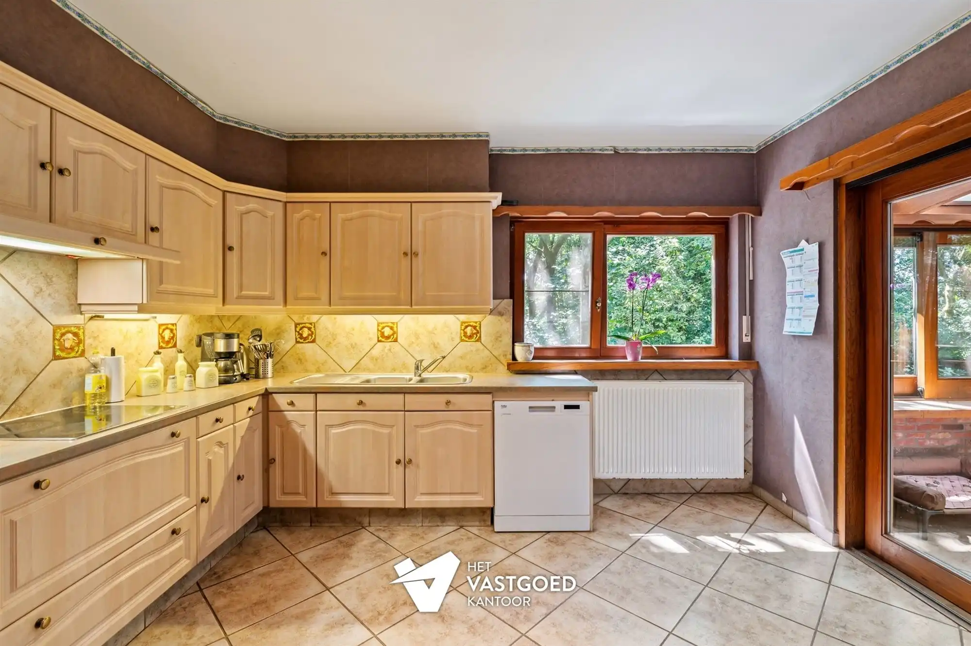 GELIJKVLOERSE WONING OP PRACHTIGE LIGGING OP 3060M2 foto 7