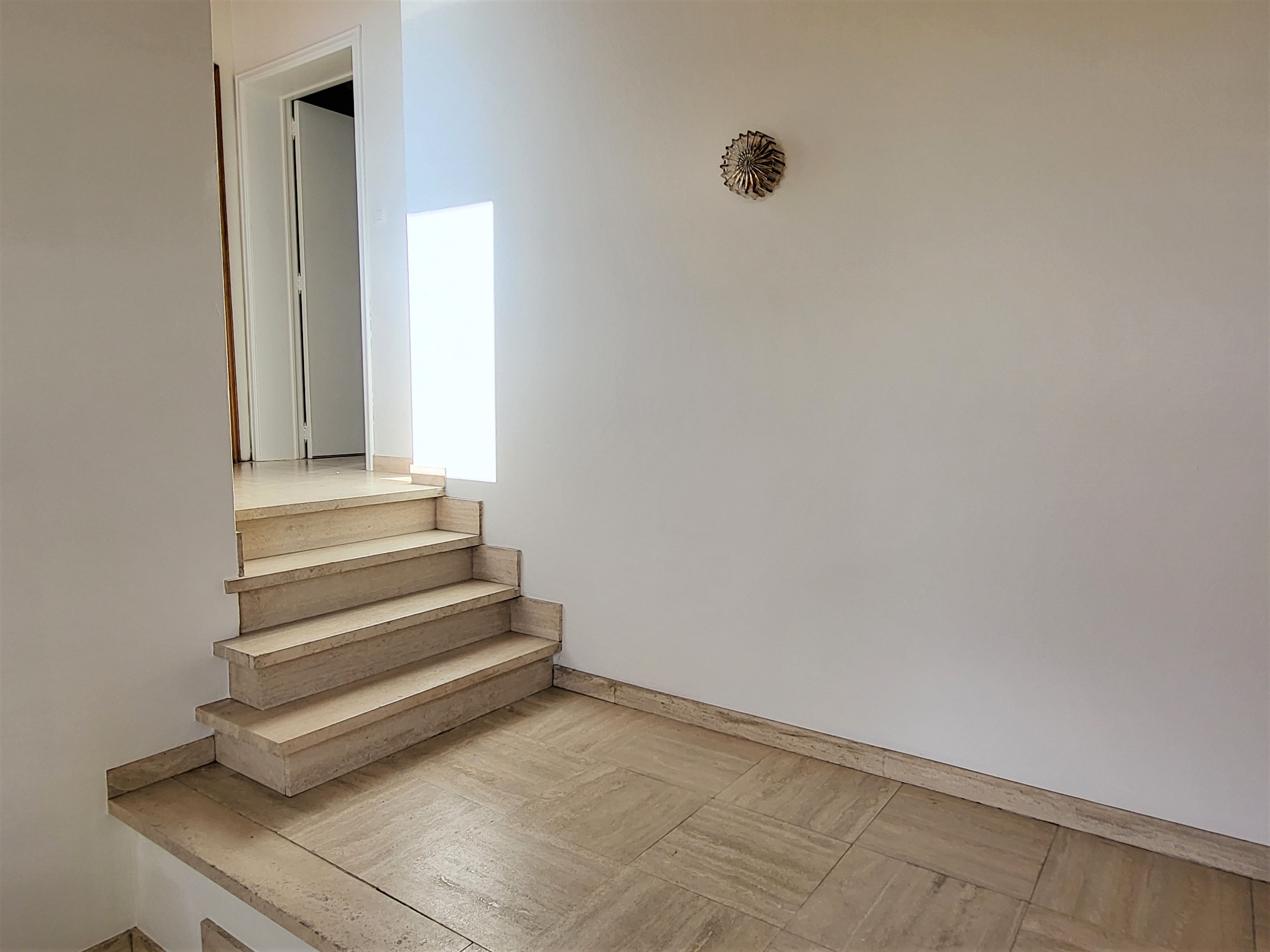 Prachtig appartement van 85m², gelegen op de 1ste verdieping met zuidgericht terras v 28m². foto 5