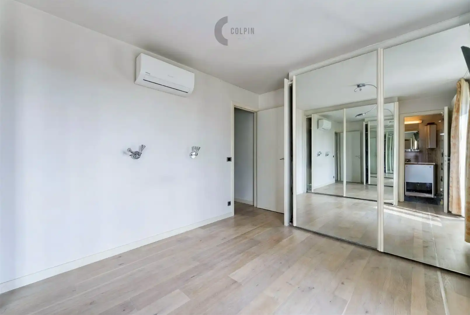 Prachtig penthouse appartement in de Knokkestraat met 125 m2 aan terrassen. foto 6