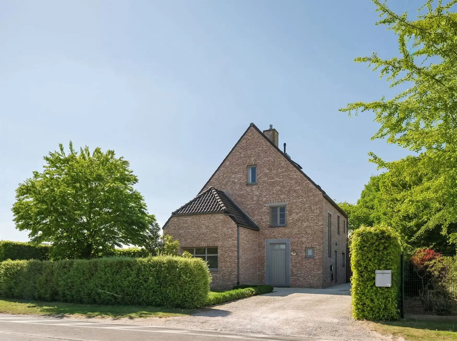Instapklare villa met 4 slaapkamers in Oeselgem foto {{pictureIndex}}