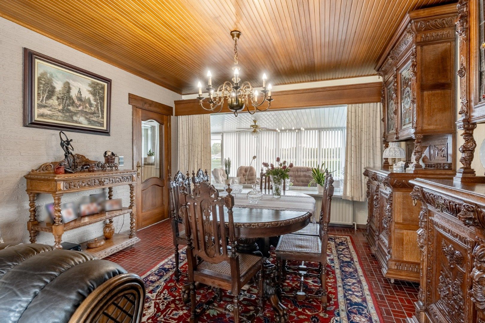 Goed onderhouden split-levelgezinswoning met paardenstallen op een riant perceel van maar liefst 68a79ca!  foto 8