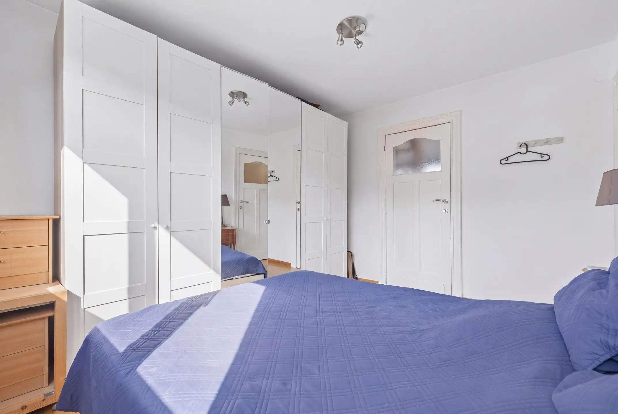 Triplex met de uitstraling van een huis in klein gebouw foto 12