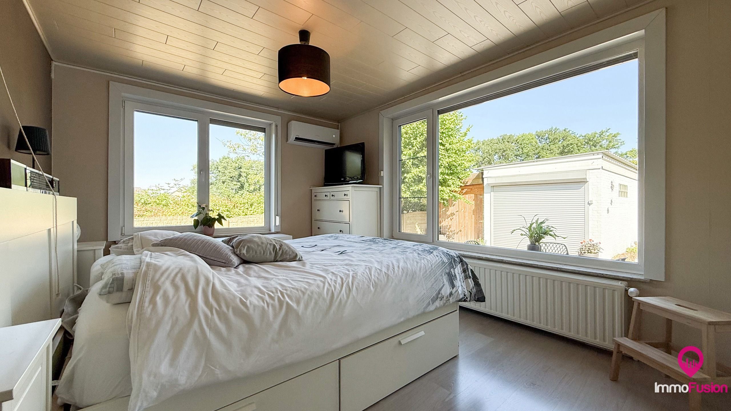 Praktische bungalowwoning met prachtige tuin en zwemvijver! foto 15