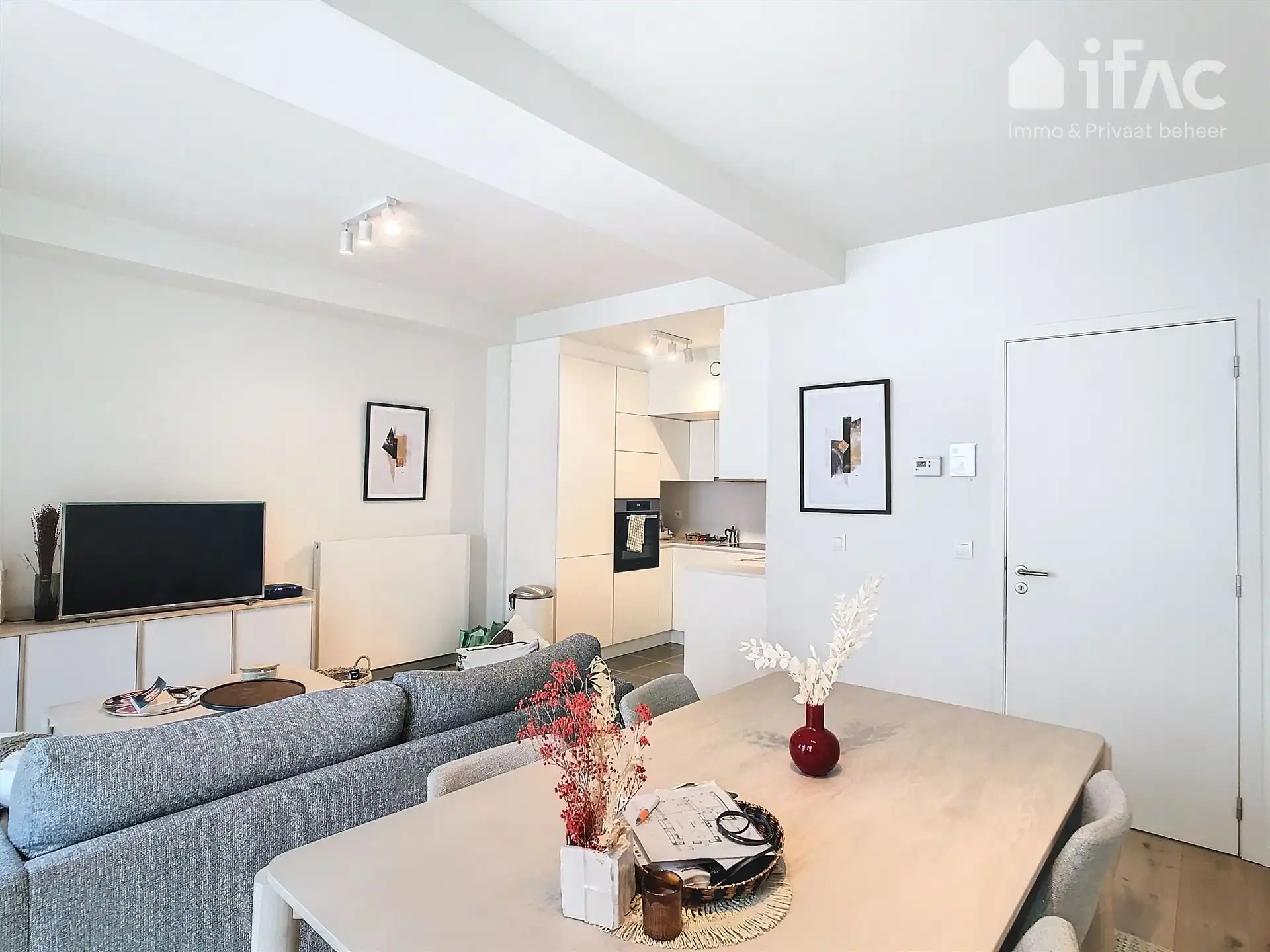 Luxe appartement gelegen op toplocatie aan de Louisalaan foto 3