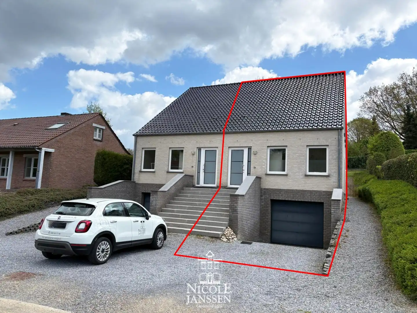 Halfvrijstaande woning  foto 2