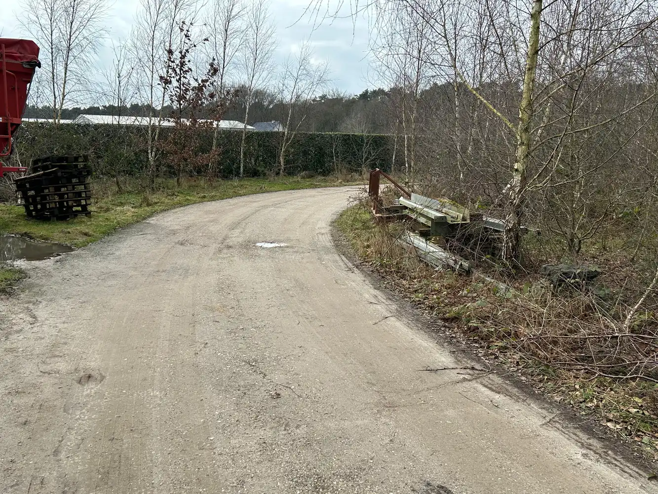 BEDRIJGSPANDEN MET KANTOREN EN MACHINES EN ROLLEND MATERIEEL foto 28