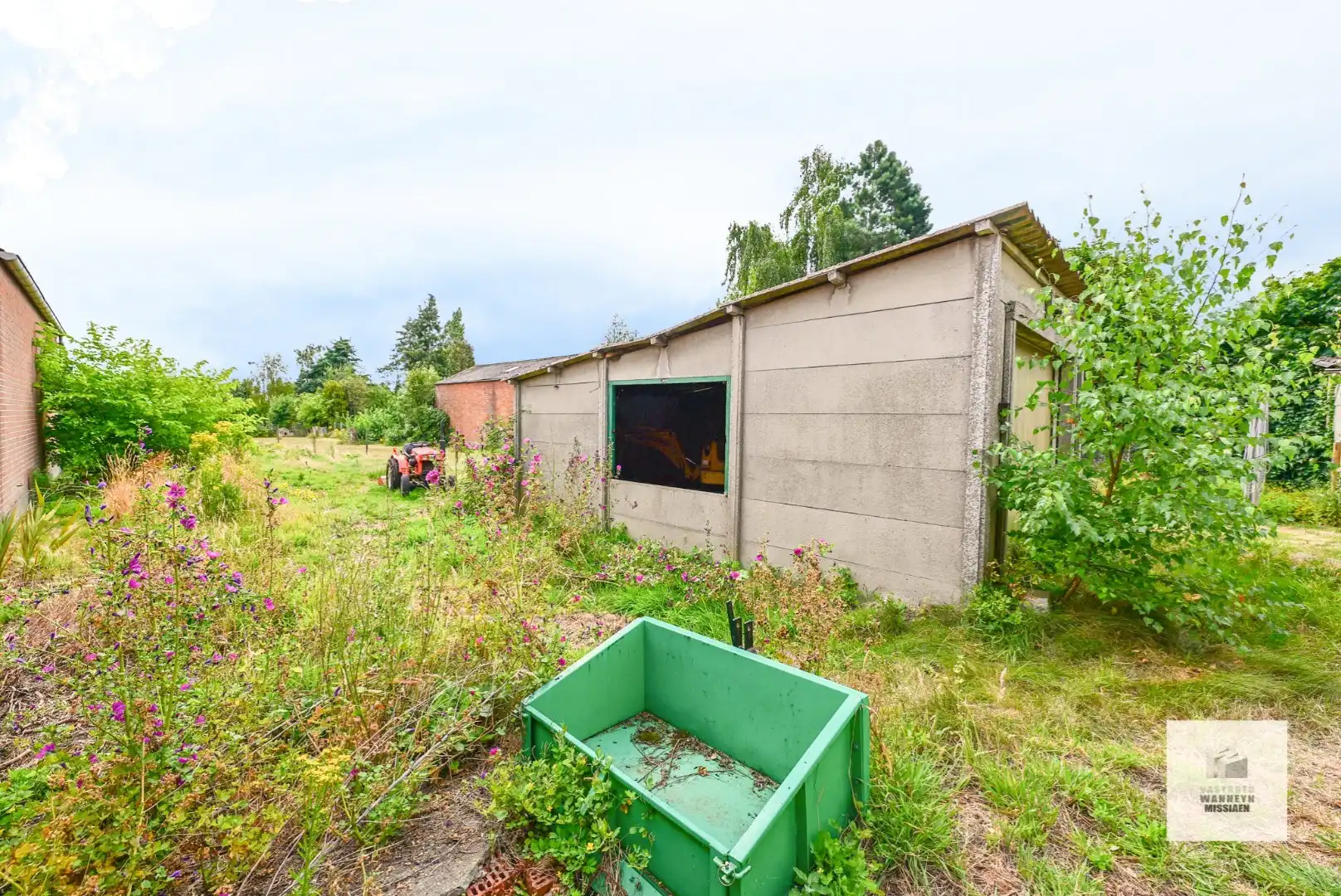 Bouwgrond met af te breken woning op 1100m2 te Zwevezele foto 6