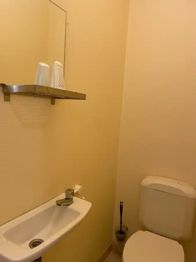 Gelijkvloers 1-slpk-APP + garage foto 20