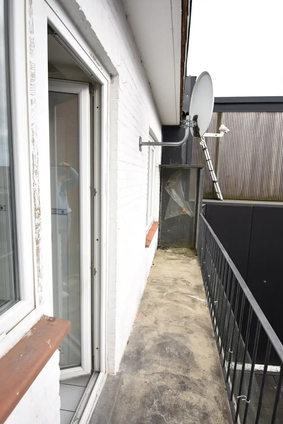 Degelijk appartement met 2 slaapkamers in centrum Hoeselt foto 8