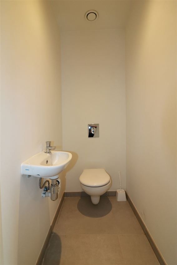 gerenoveerde duplex, 3 slpk., terras, nabij centrum en E 314  foto 15