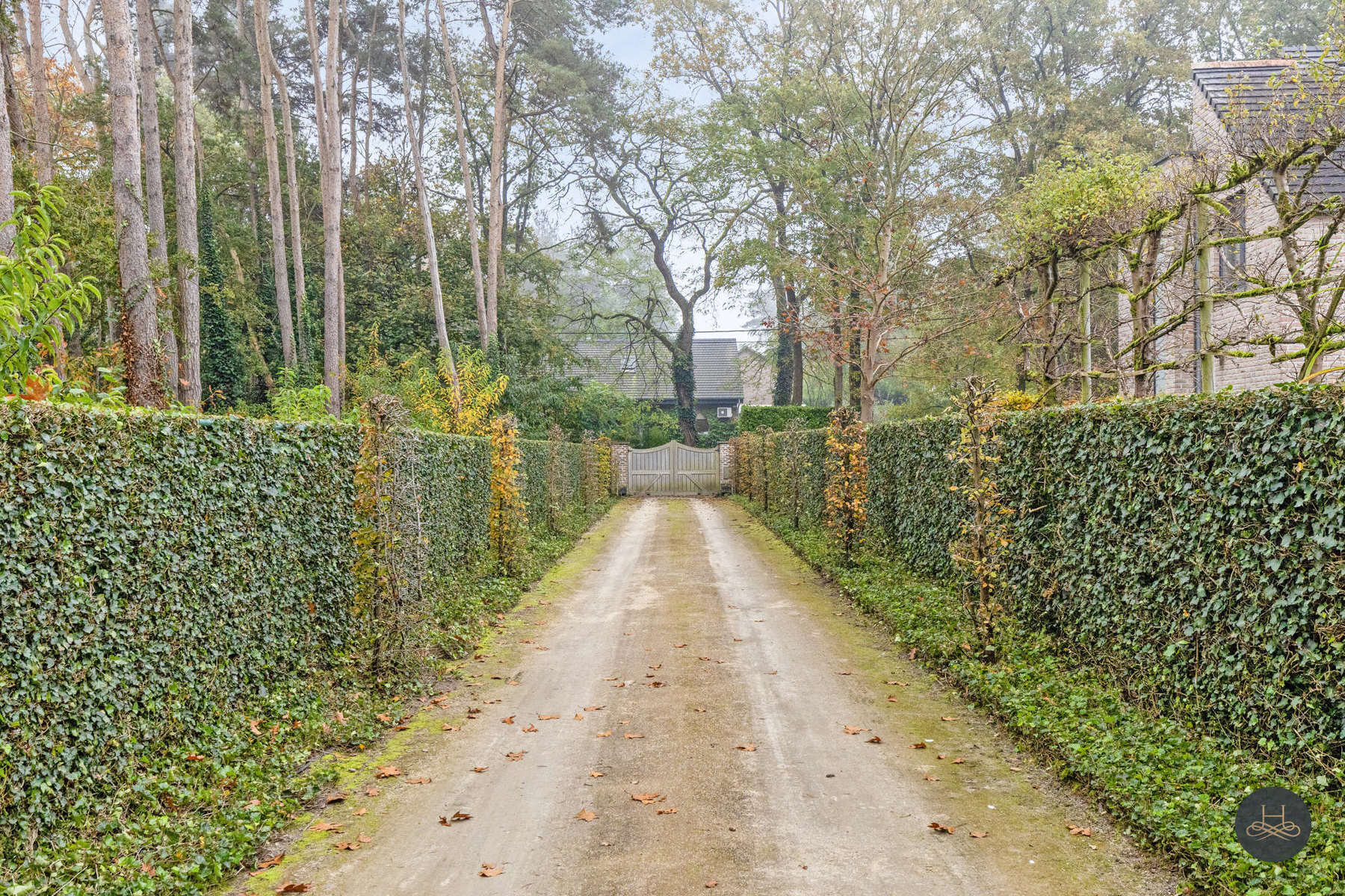 Karaktervolle villa met prachtige parktuin foto 27