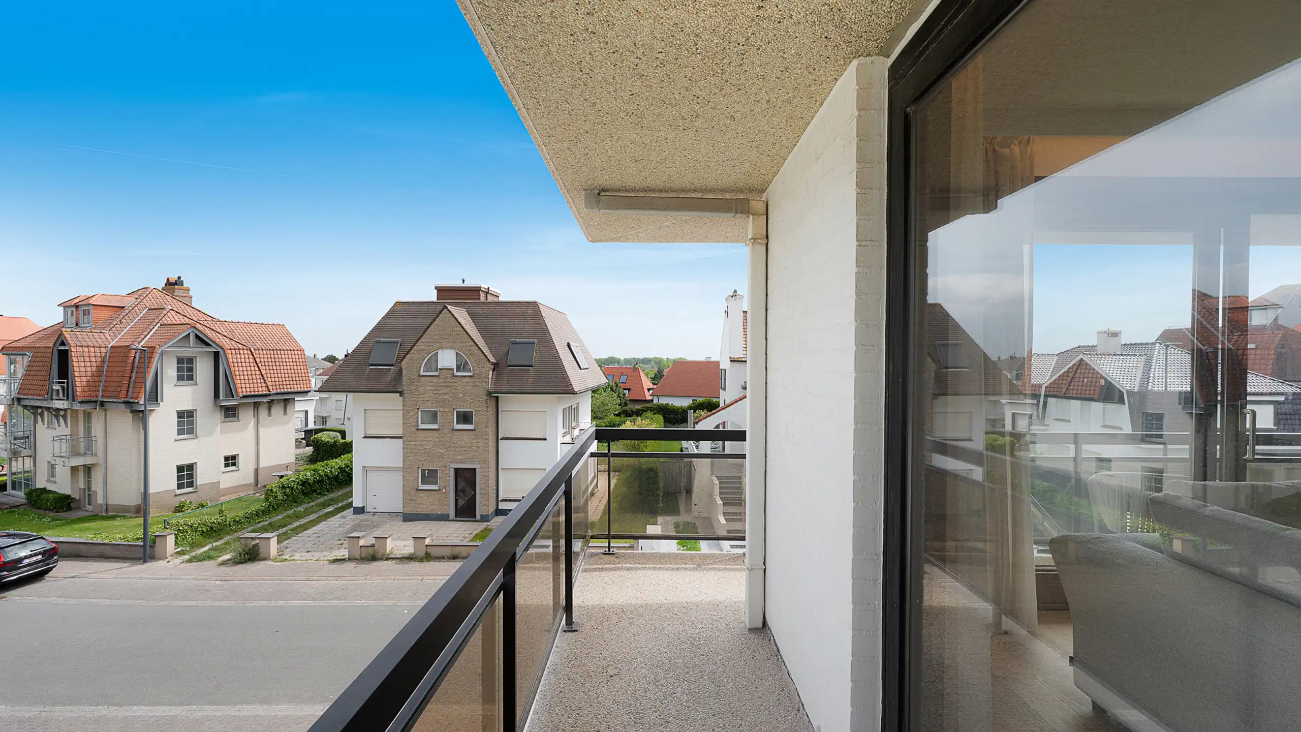 Prachtig gerenoveerd duplex appartement [J. Nellenslaan -Duinbergen]. foto 15
