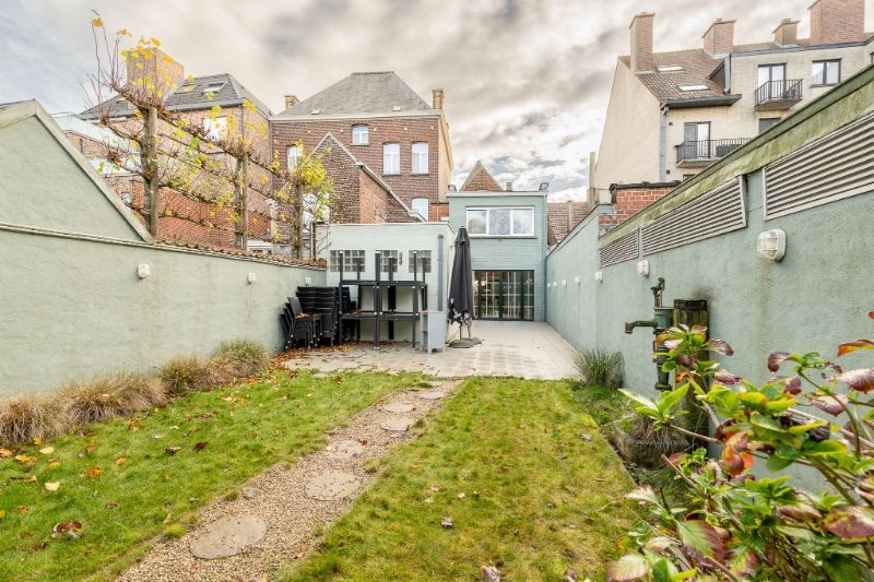 Commercieel handelspand met bovenliggende woonst op de Markt van Ingelmunster foto 25