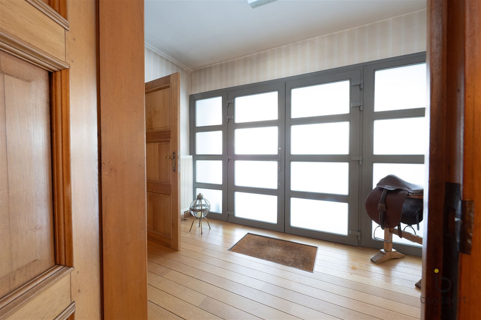 Villa met praktijk of  kangoeroewoning en Zuid - West tuin. foto 4