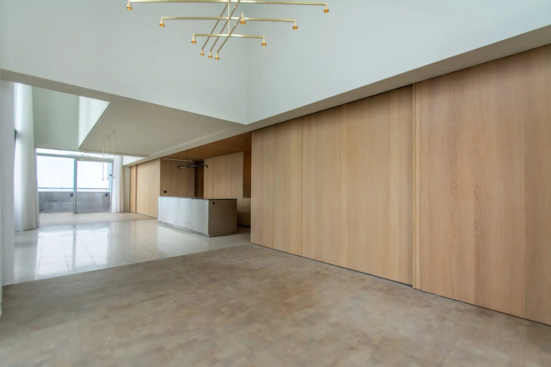 Prachtig 2-kamer app. met prachtig zicht over park en stad foto 2