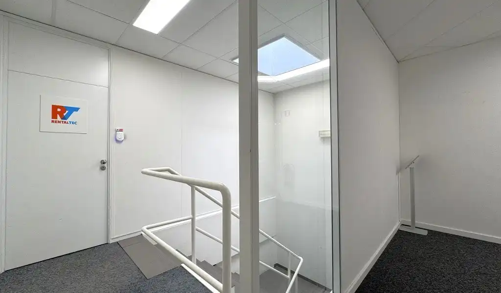 Instapklaar kantoor te huur in industriezone Mechelen-Noord  foto 13