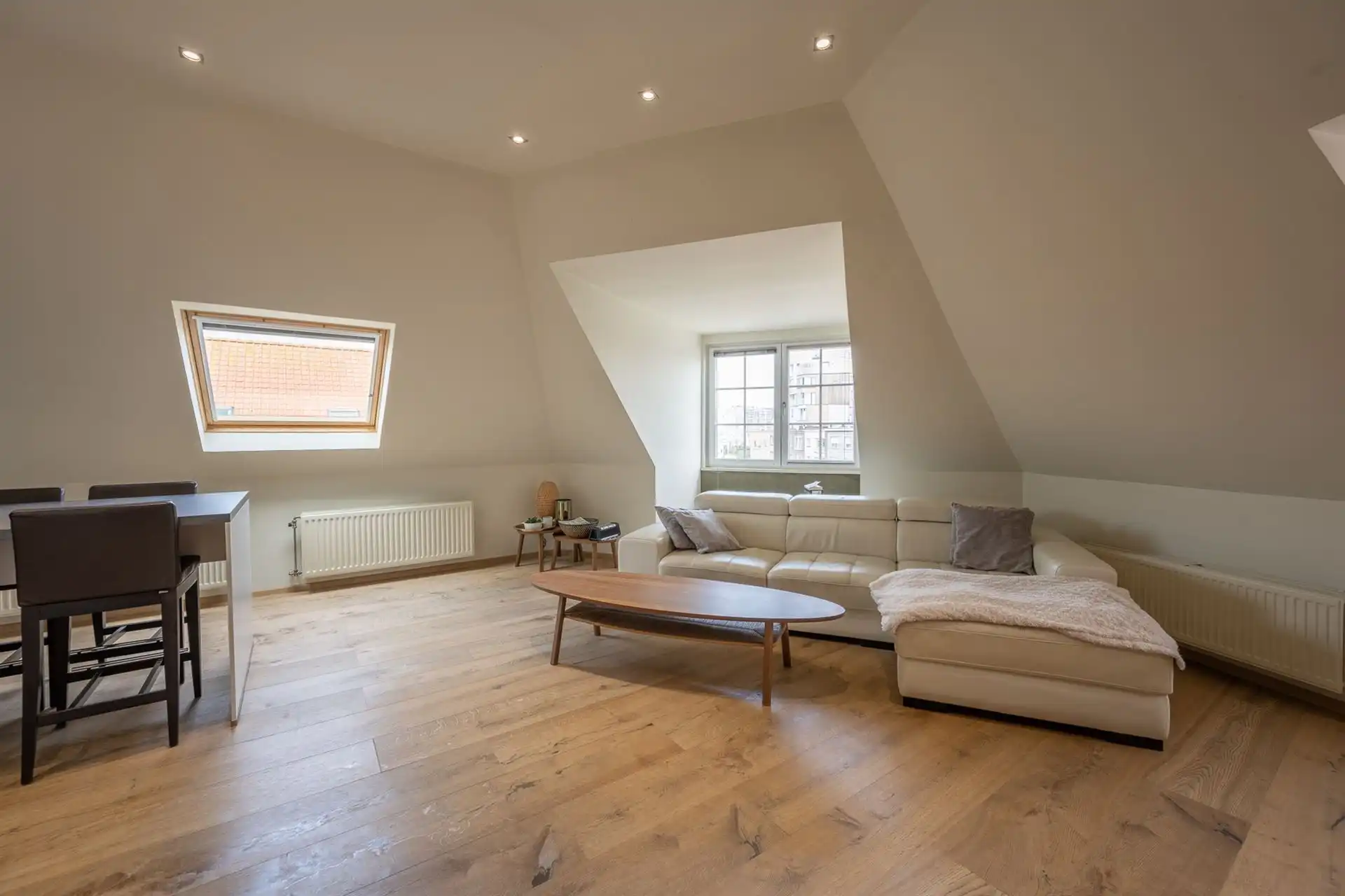 Stijlvol appartement met Moderne open Keuken nabij de Jachthaven van Blankenberge foto 14