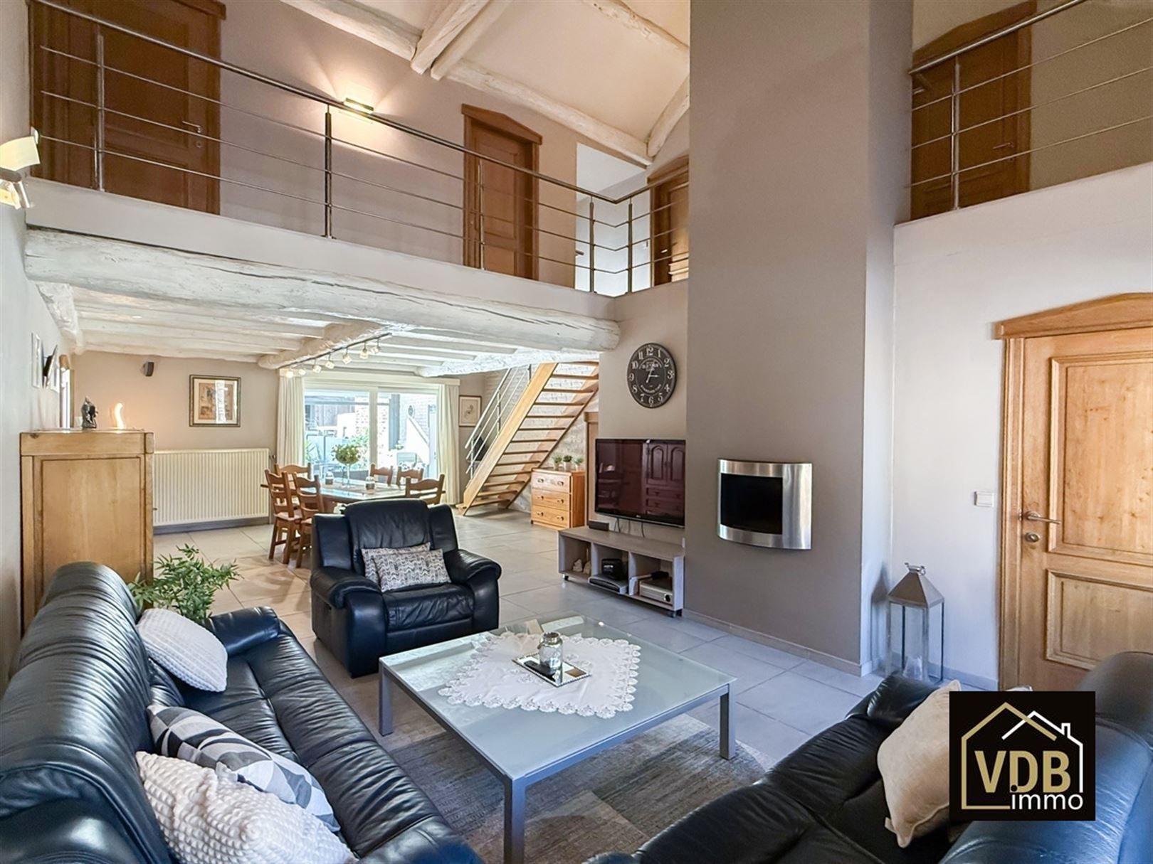 Riante woning - open bebouwing - met loods foto 6