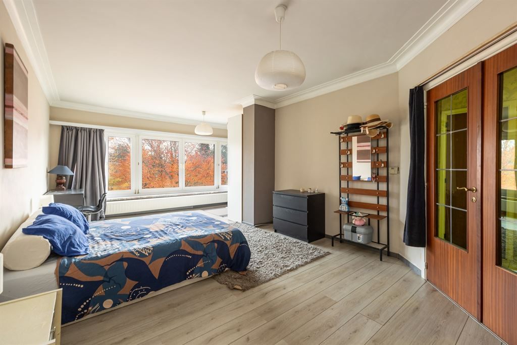 Ruime bel-etage met 3 slpk en gezellige tuin foto 11