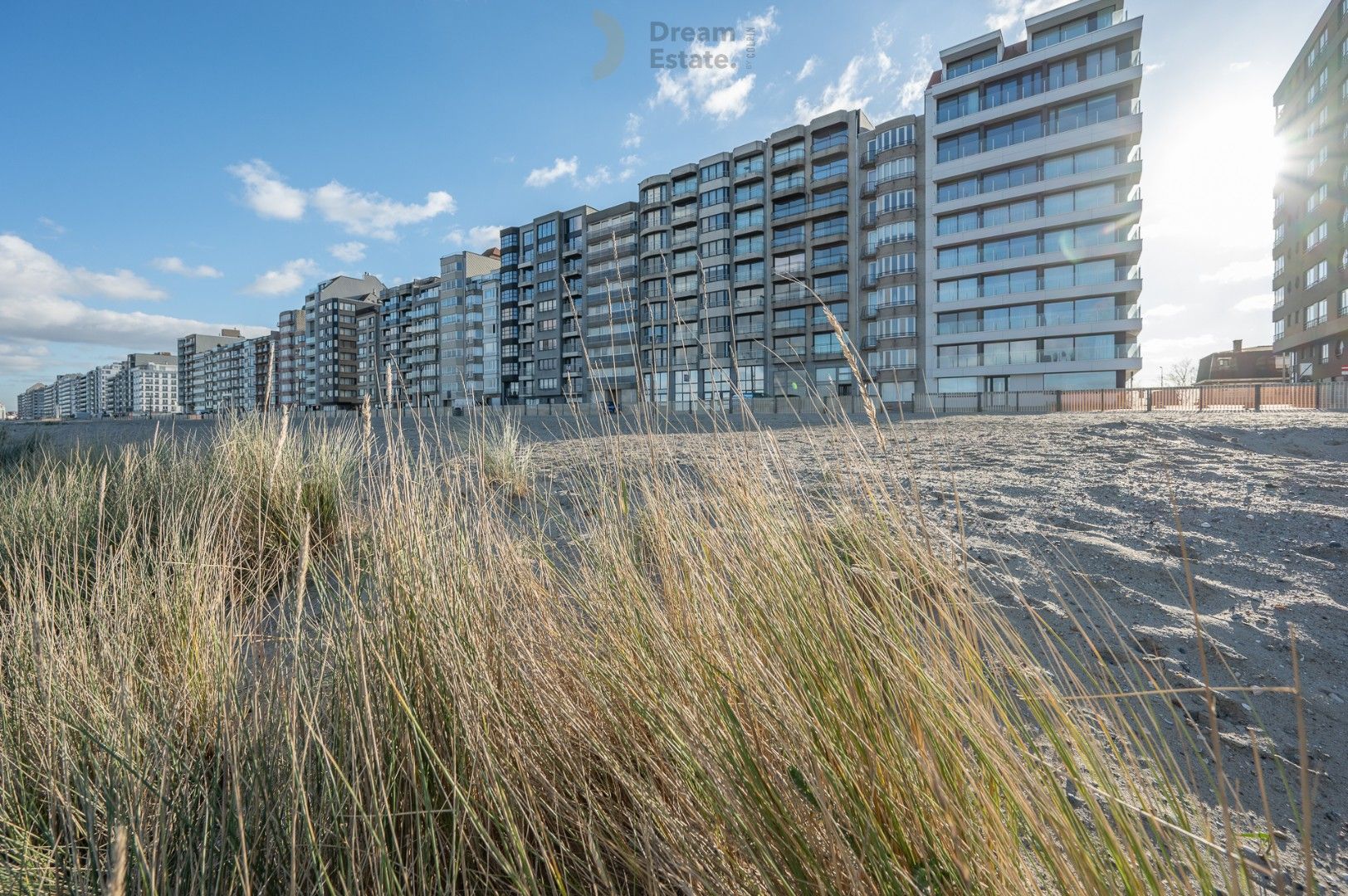 Fenomenaal samengevoegd appartement op de zeedijk. foto 3