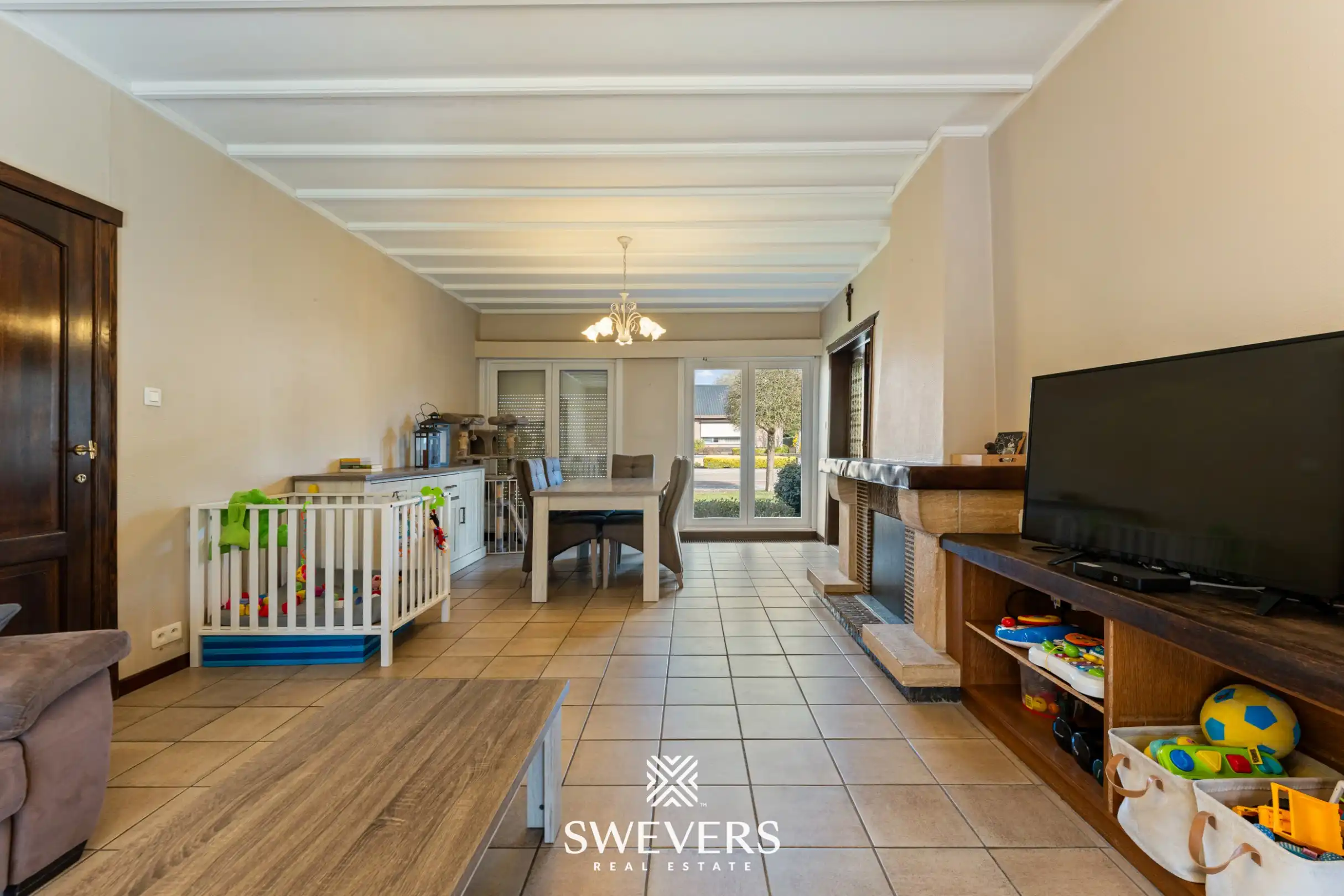 Knusse, te moderniseren woning met 3slpk op 7a61 te Heusden-Zolder foto 10