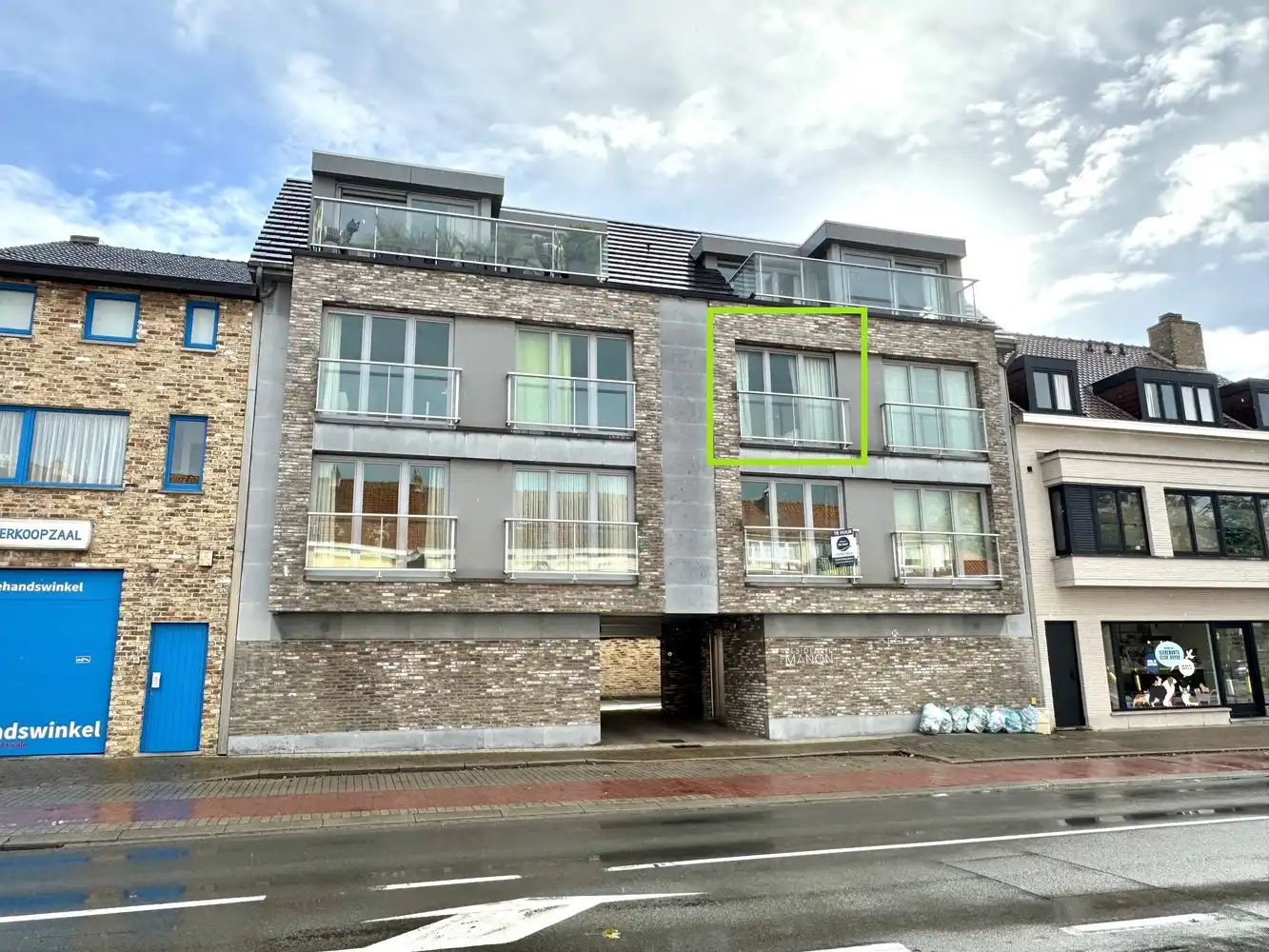 Appartement te koop foto {{pictureIndex}}