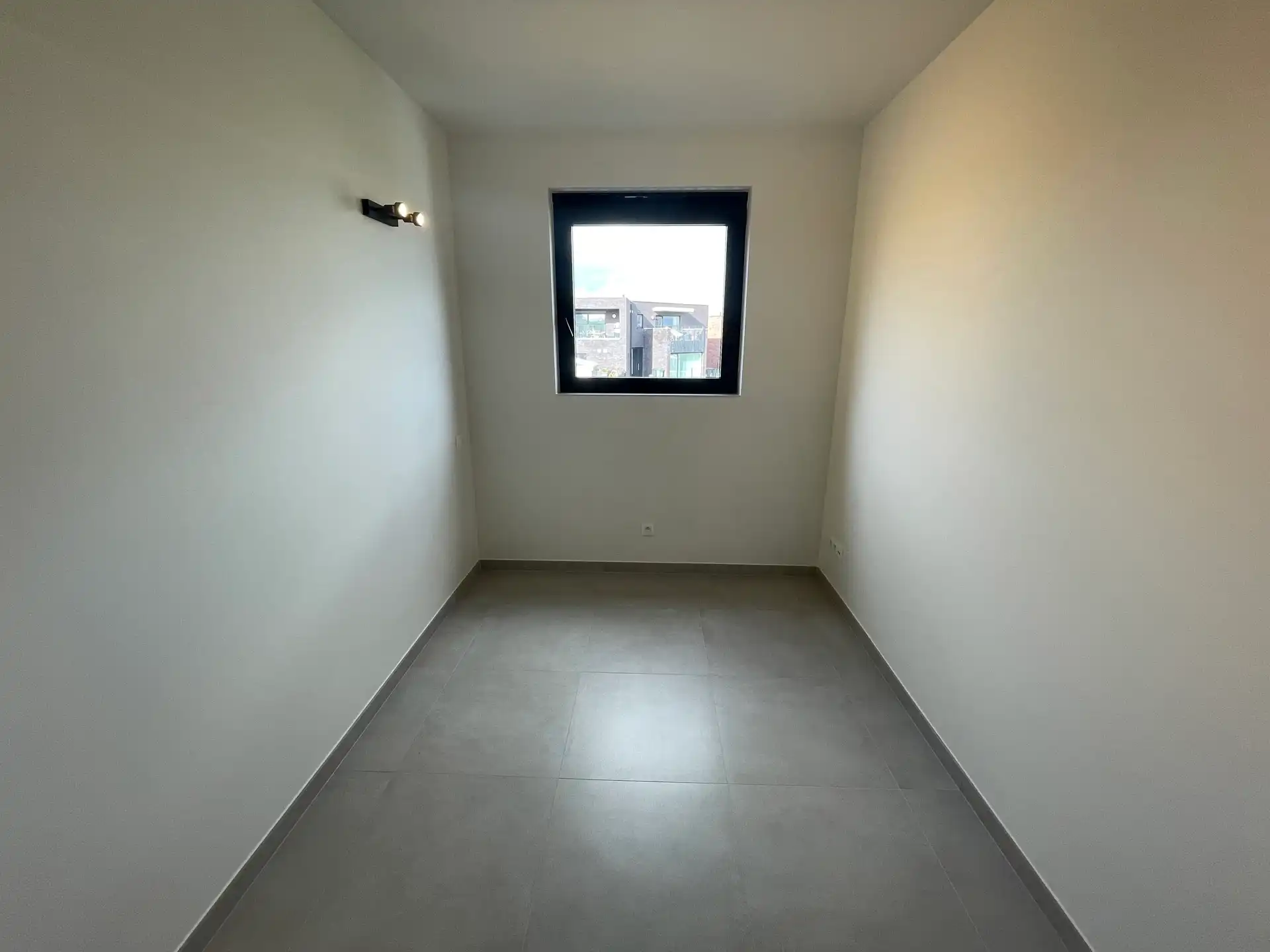 LEDE -  Recente HoB in rustige wijk. foto 11