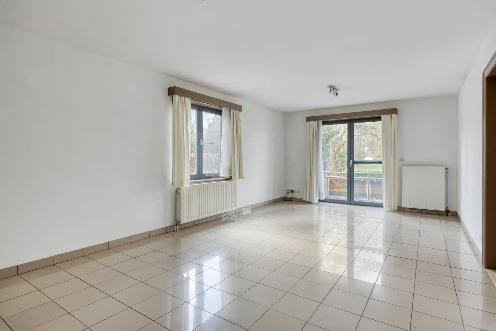 Gebouw met 4 appartementen foto 7