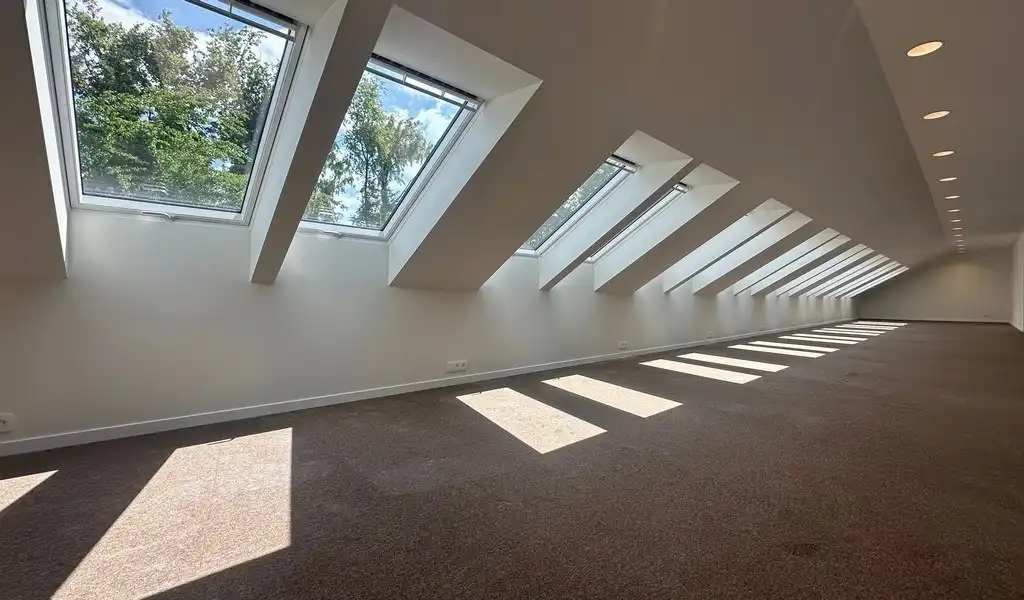 Commercieel gelegen kantoor of showroom in Sint-Martens-Latem foto 8