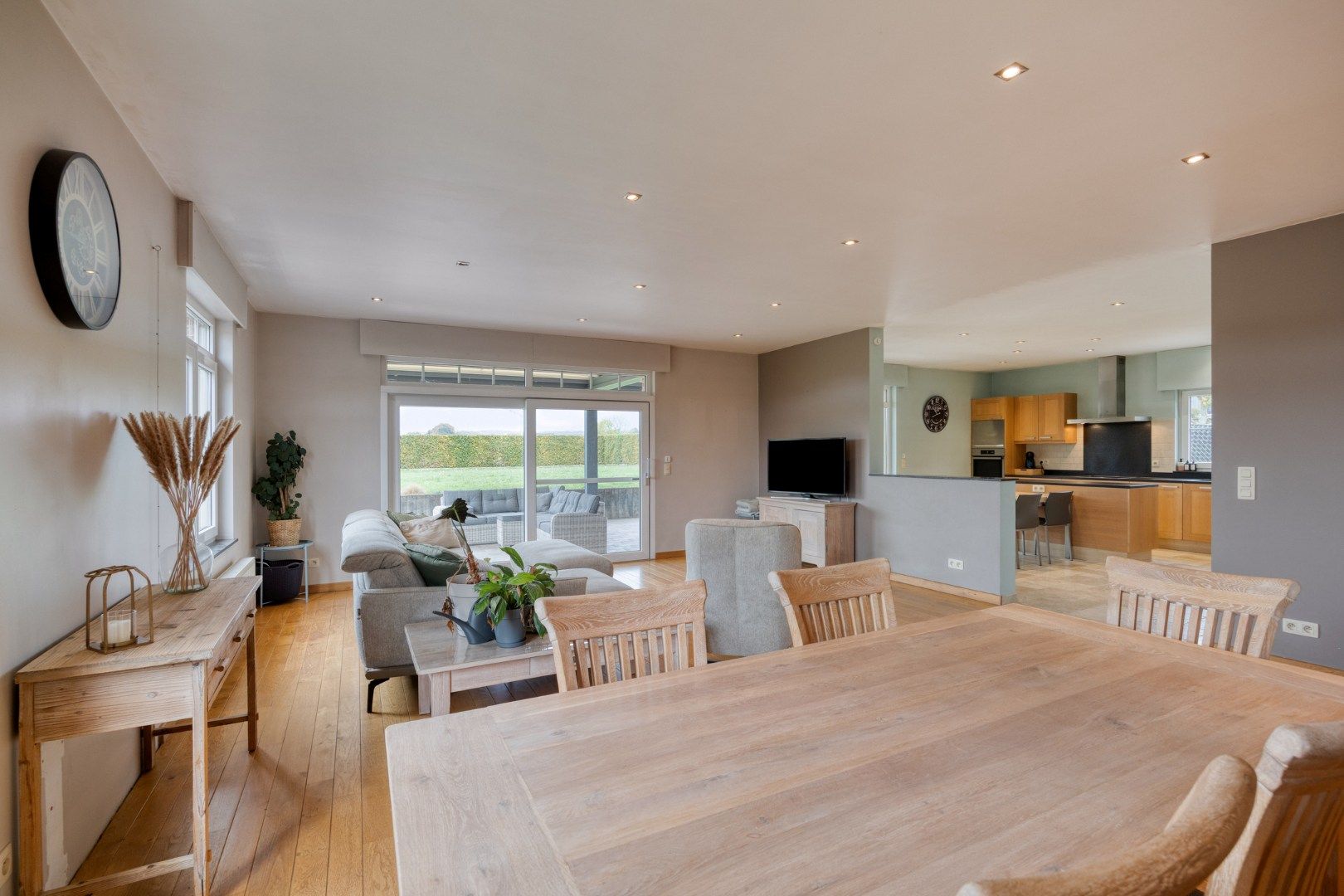  Open bebouwing met 4 ruime slaapkamers, bureau en 2 garages, tuin en terras in Bertem – EPC 133 kWh/m² foto 7