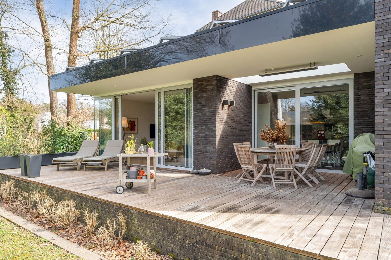 Statige vrijstaande herenwoning vlakbij Genk-centrum - EPC A-Label foto 44