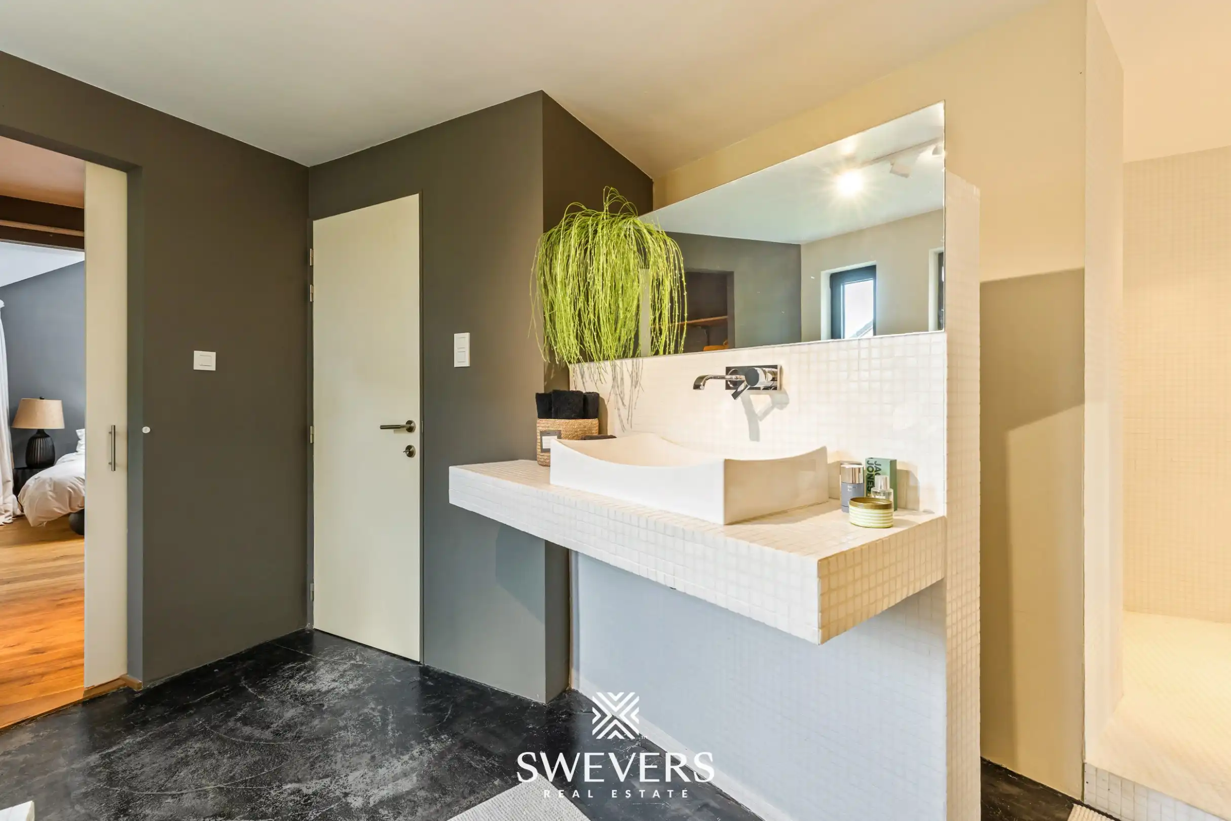 Ruime villa 423m² geschikt voor kangoeroewonen of zelfstandige activiteit in Tessenderlo-Ham foto 9