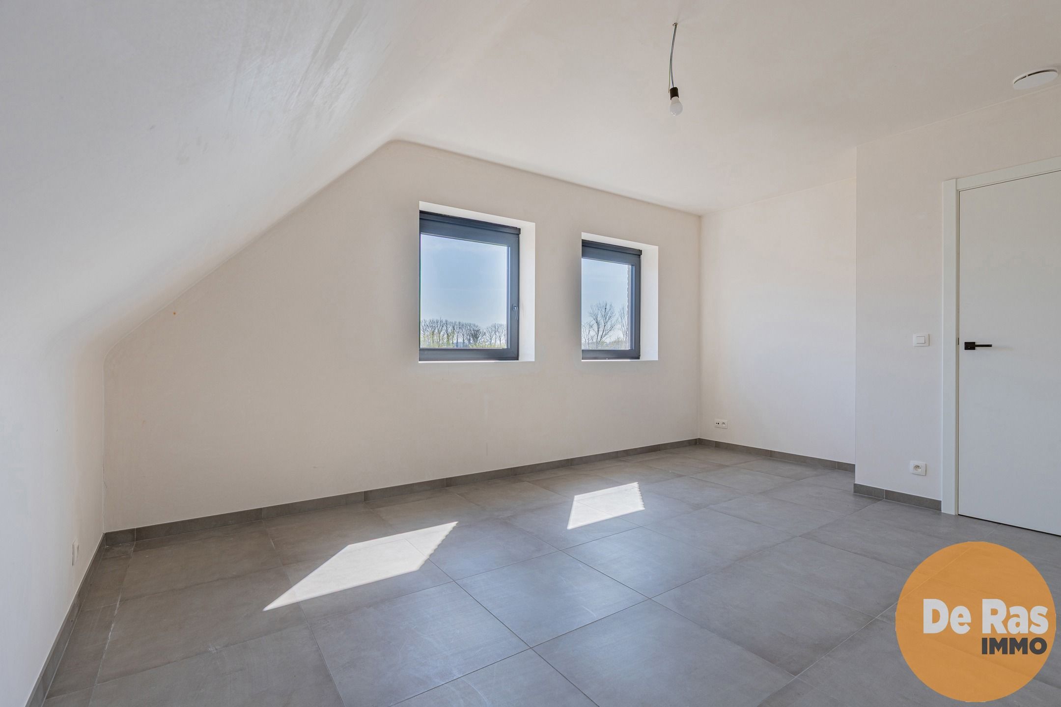 OPHASSELT- Prachtige nieuwbouw in moderne, hedendaagse stijl foto 10