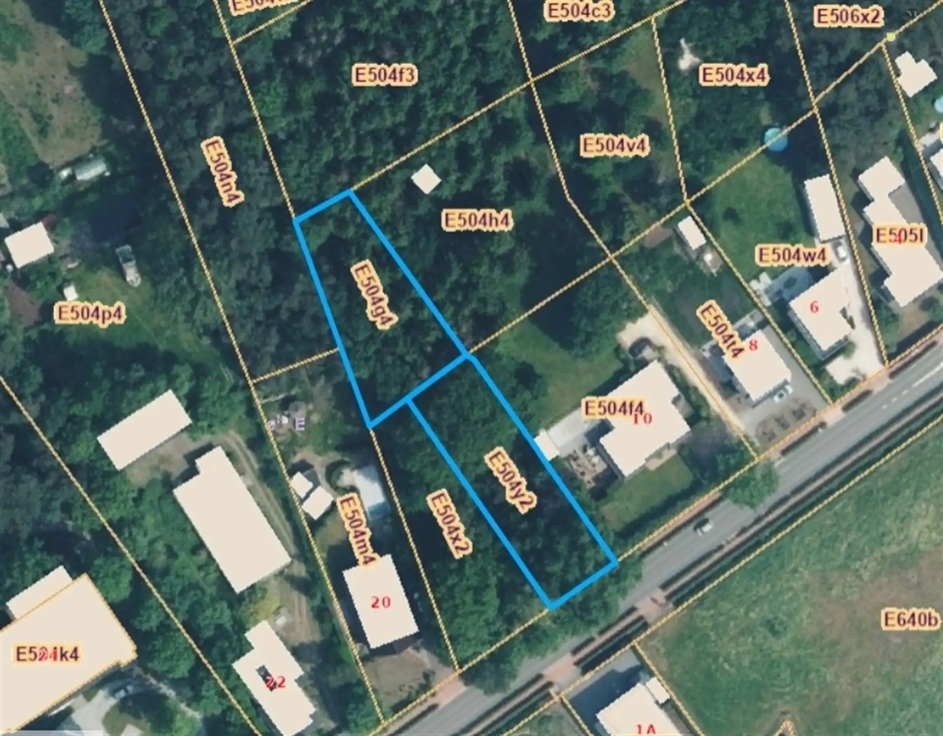 bouwgrond + achterliggend bos, samen 1.590m² foto 4