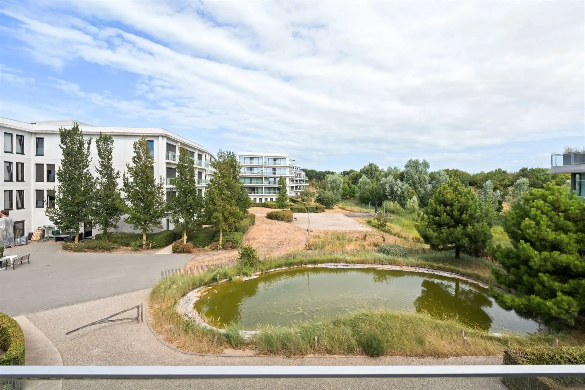 LICHTRIJK APPARTEMENT MET TWEE TERRASSEN foto 7