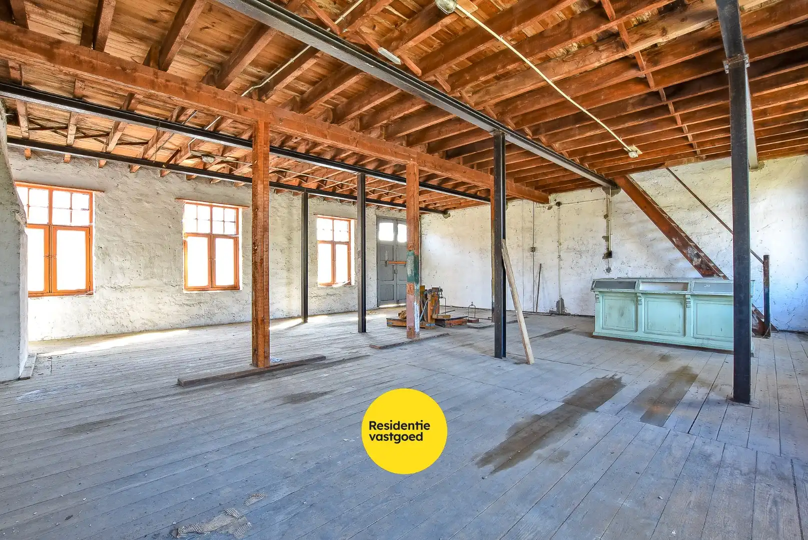 Charmante woning met opslagplaats in centrum Diksmuide op 248 m²! foto 17