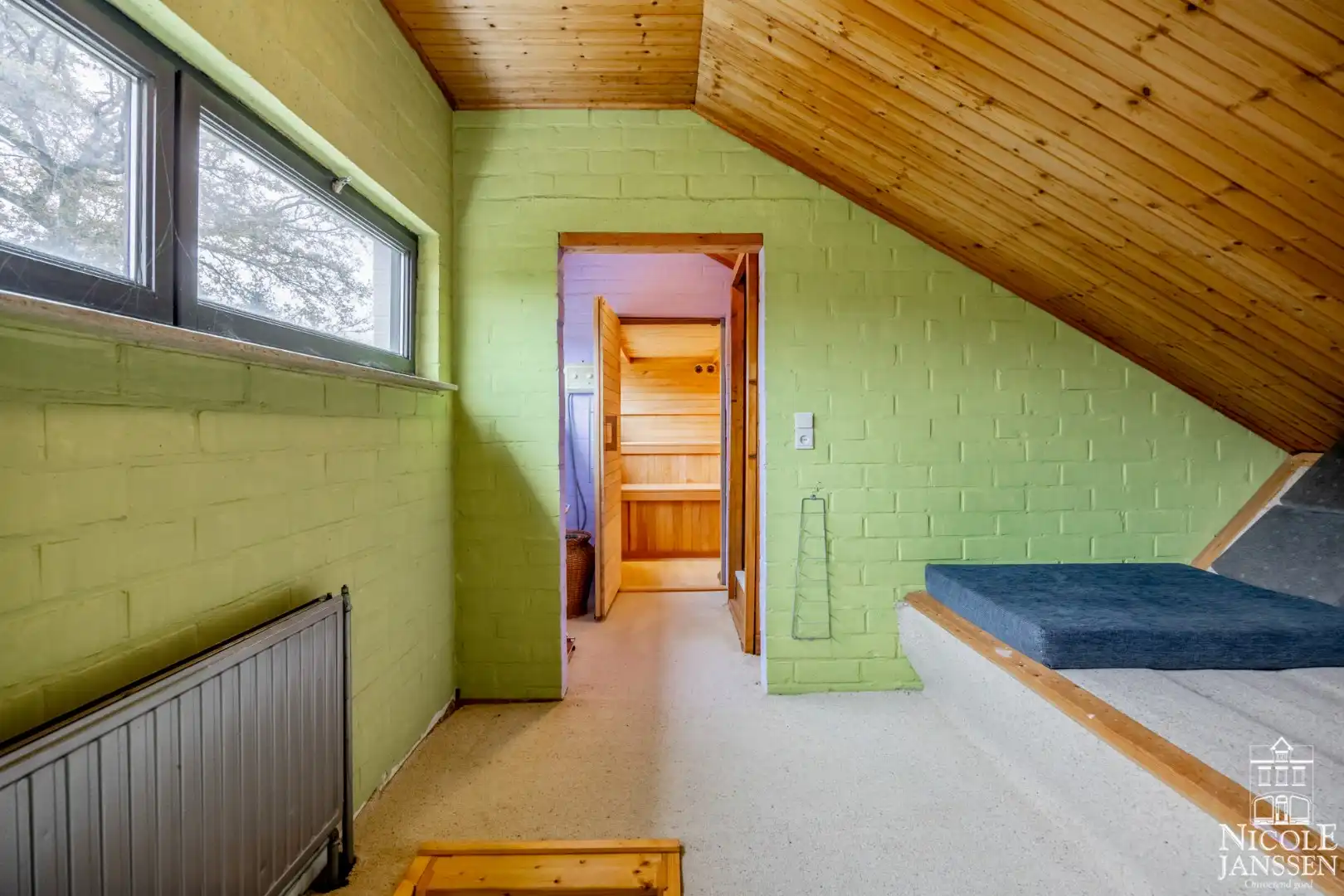 Moderne gezinswoning met mooi terras en vrij uitzicht aan voor- en achterzijde foto 28