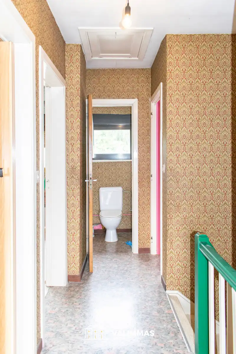 Centrum: op te knappen driegevelwoning met garage en tuin... foto 18