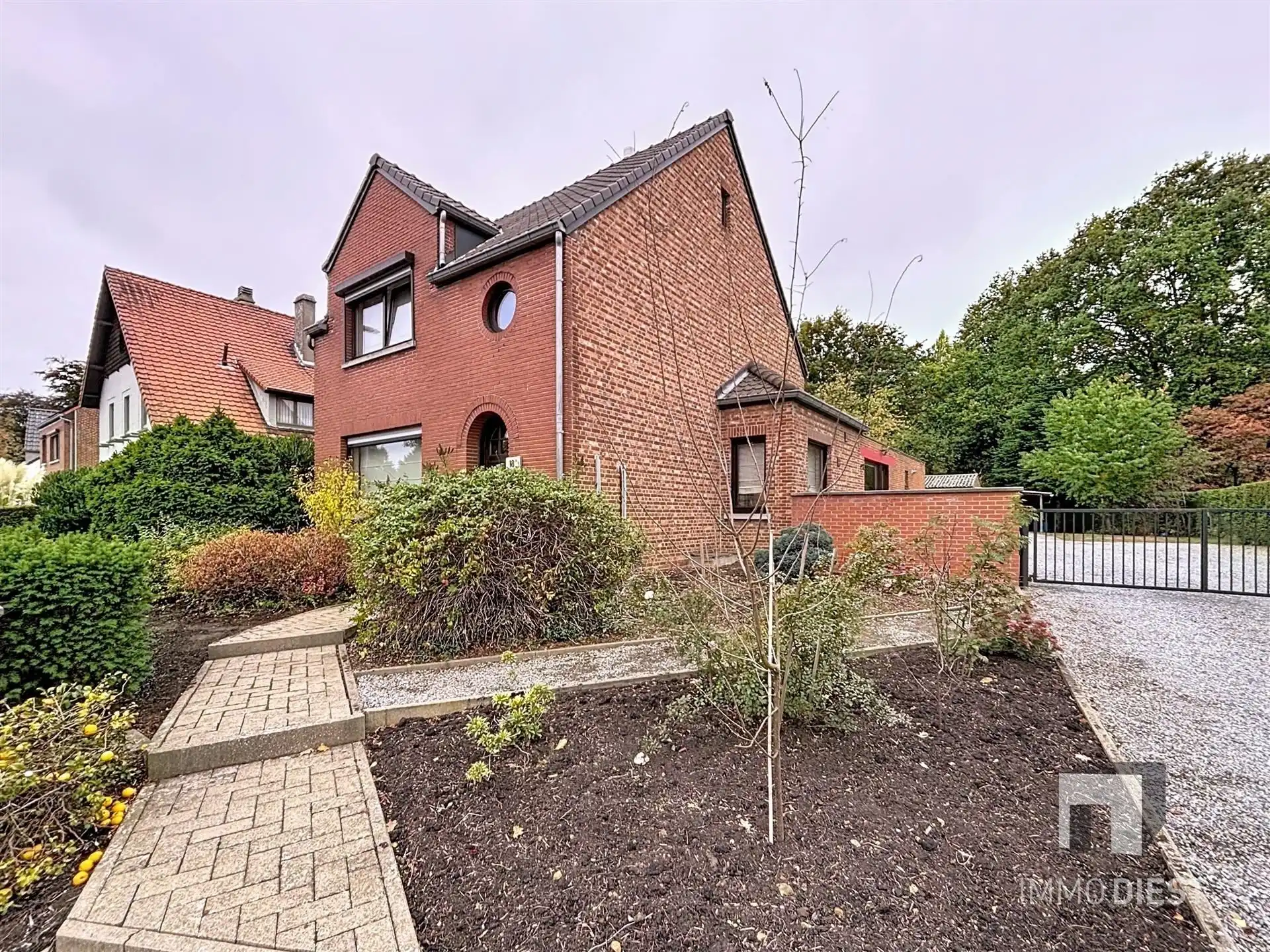 Hoofdfoto van de publicatie: Charmante woning op 15,85are op uitstekende locatie