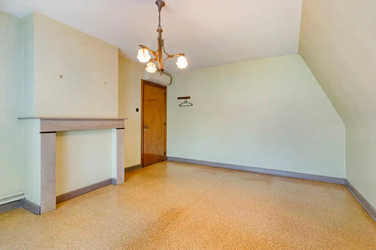 Karaktervolle gezinswoning op 1524m² te koop in Bissegem! foto 11