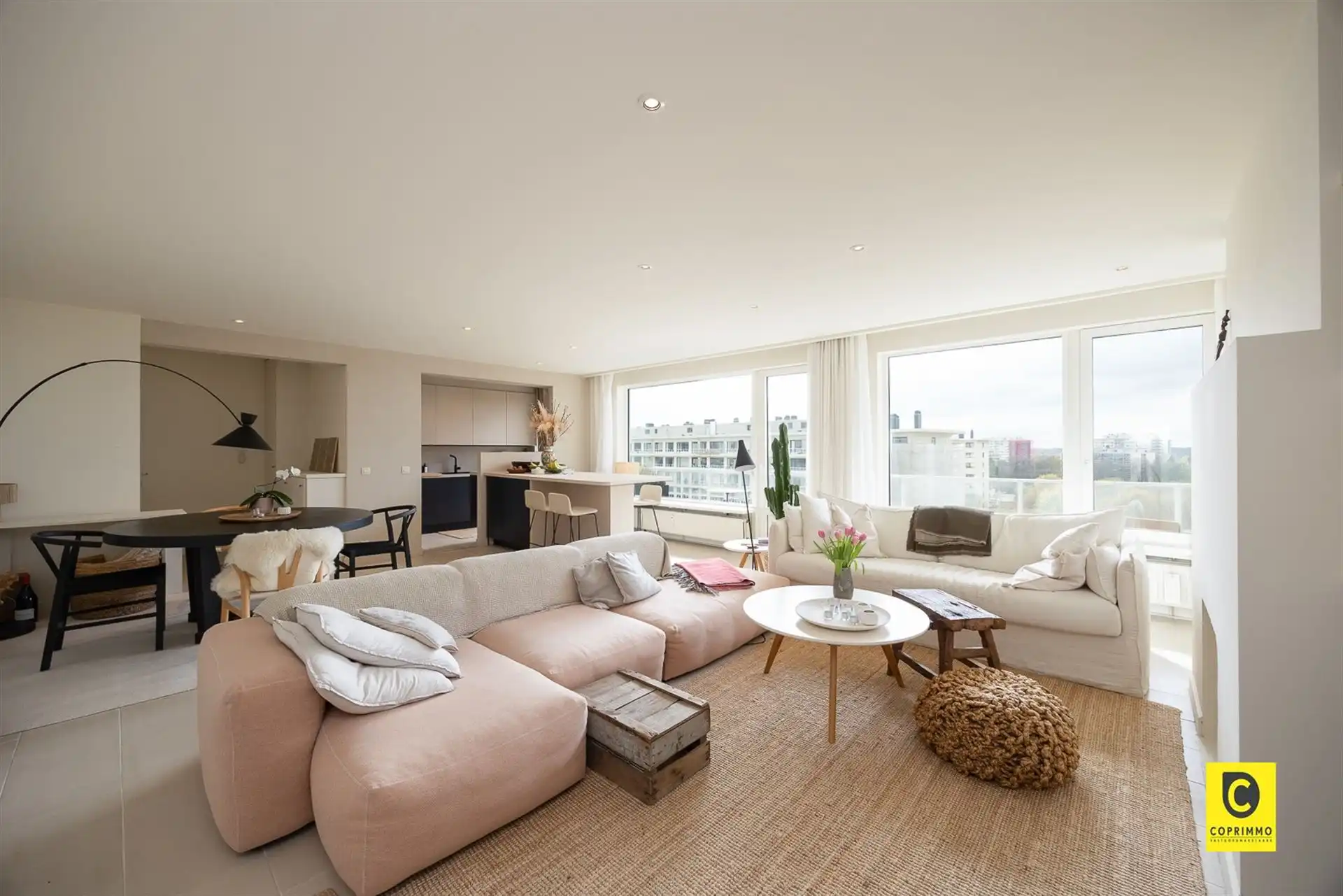 Prachtig 2 slaapkamer appartement foto 2