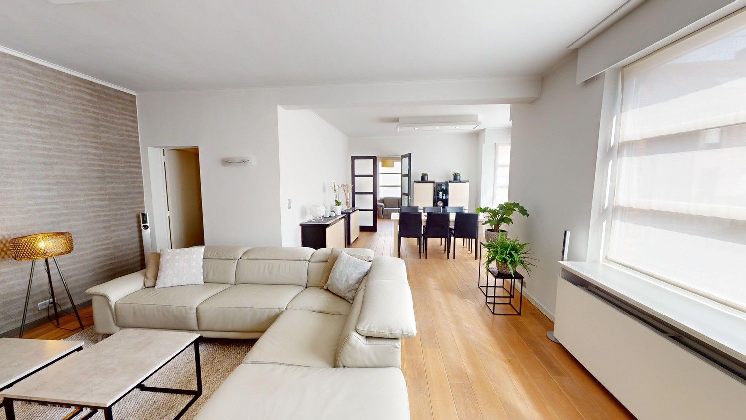 Zeer ruime woning met 4 slaapkamers te koop! foto 7