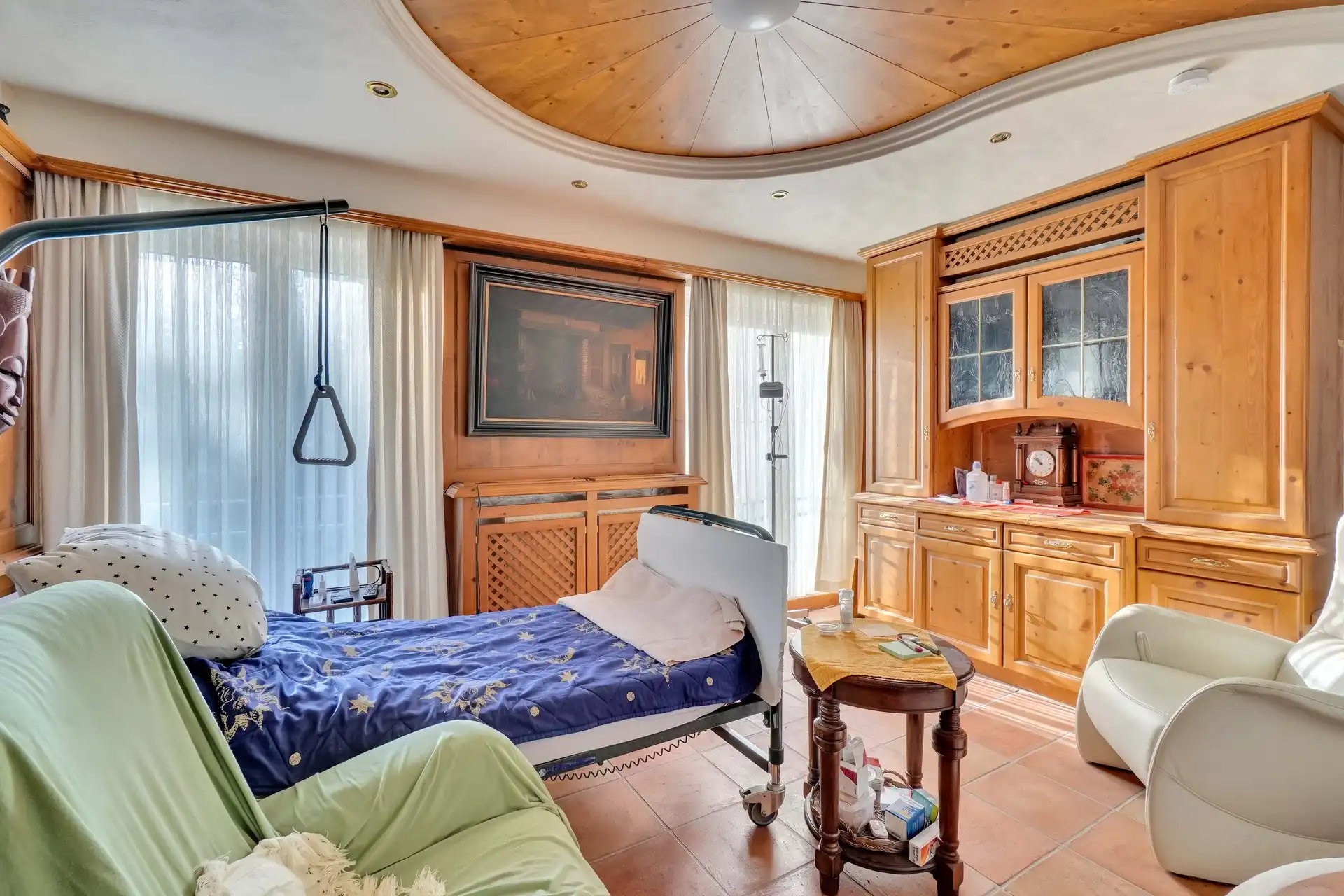 EXCLUSIEVE VILLA IN DOODLOPENDE STRAAT foto 36