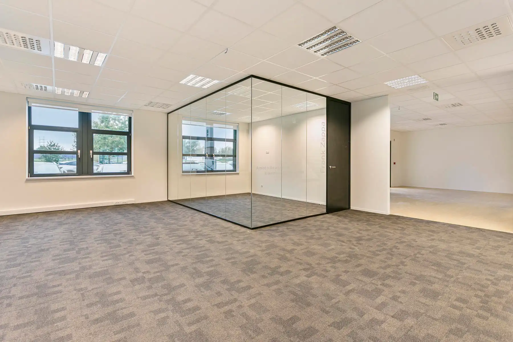 1ste verdieping van gebouw D foto 13