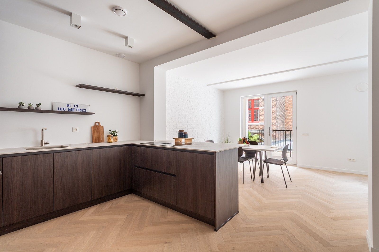 Luxueuze renovatie met tuin op toploctie foto 21