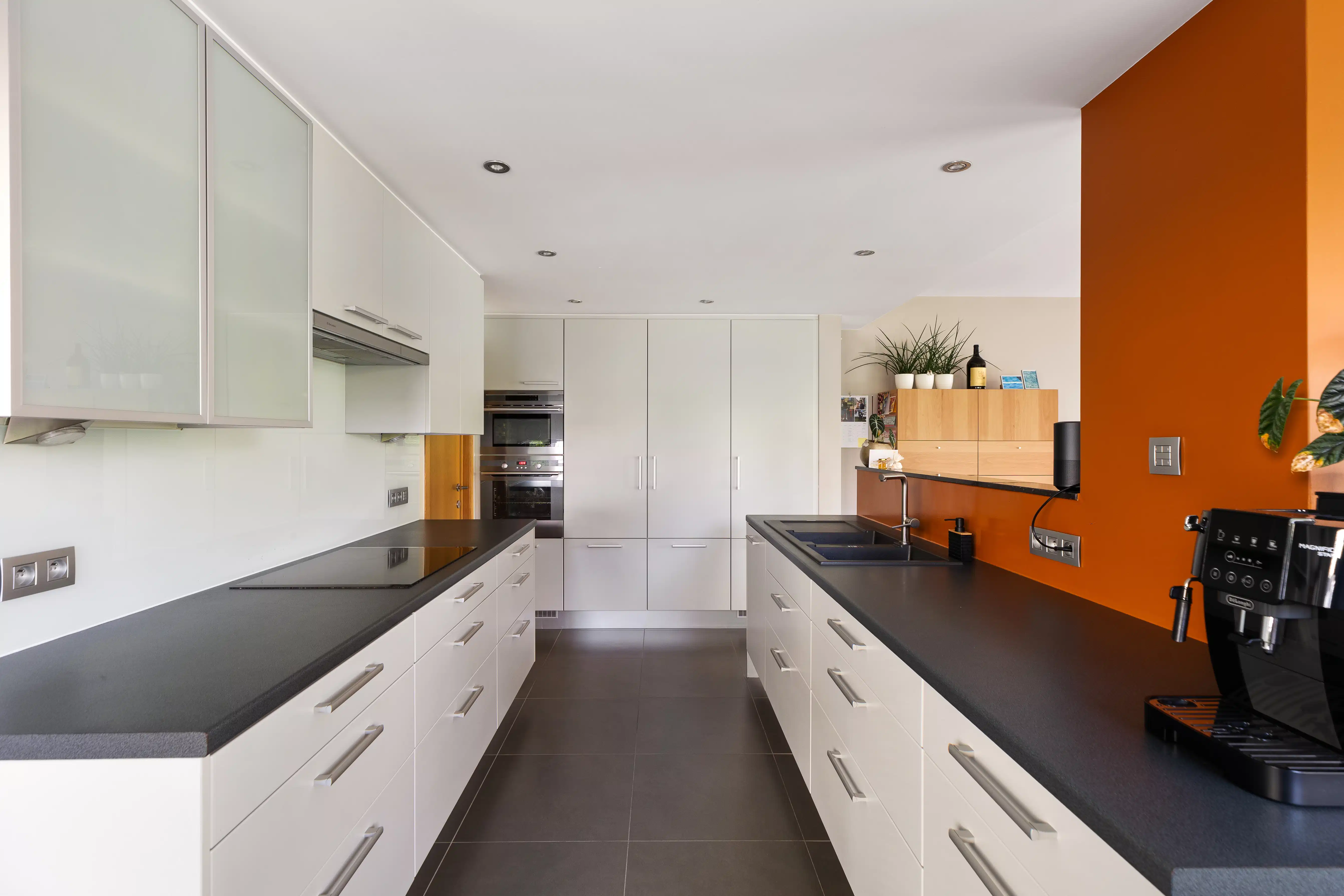 Instapklare, lichtrijke gezinswoning in centrum Zele foto 4