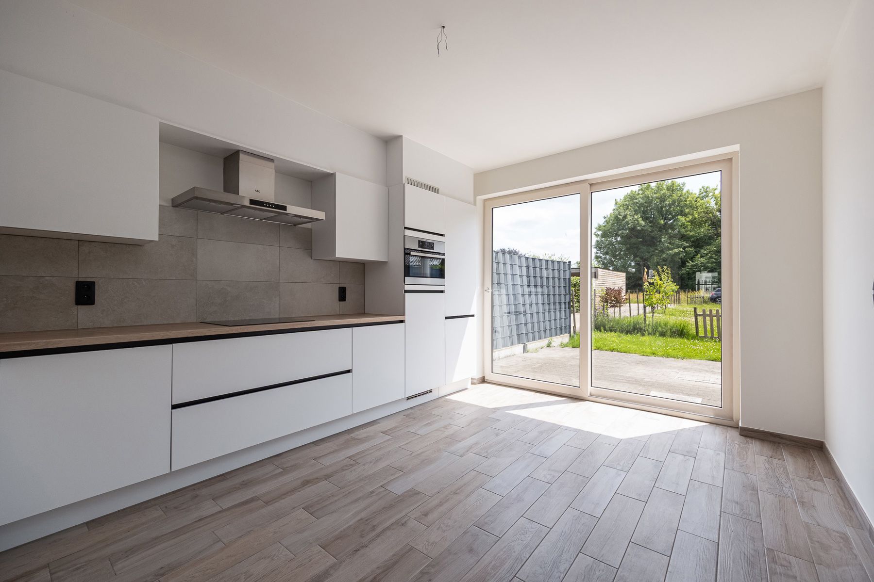 Ruime energiezuinige woning met 4 slaapkamers en zuid georiënteerde tuin.  foto 6