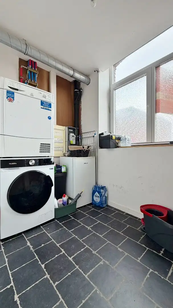 Instapklare, volledig gerenoveerde en energiezuinige woning te koop in het charmante Mesen! foto 9