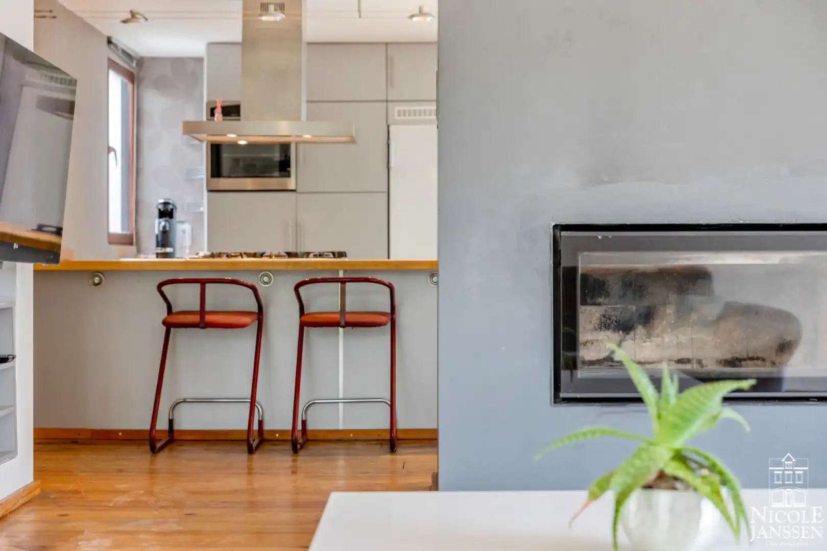 Moderne gezinswoning met mooi terras en vrij uitzicht aan voor- en achterzijde foto 11